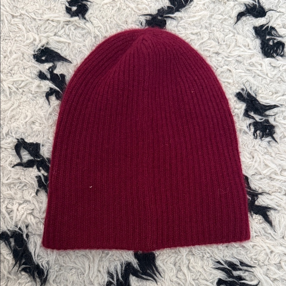 White & Warren Cashmere Plush Rib Beanie